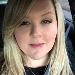 Meet your Posher, Deanna